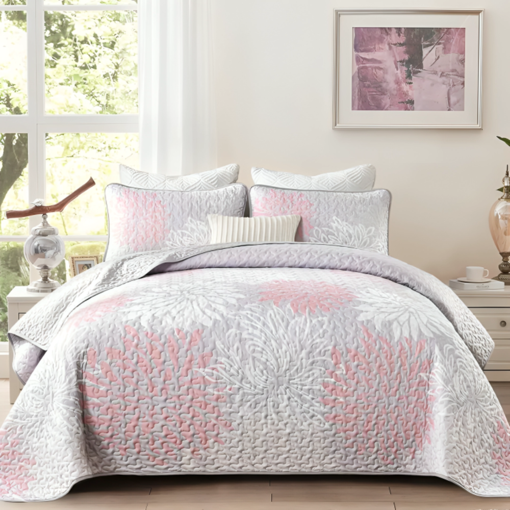 York Bedspread Coverlet Set with Pillowcases