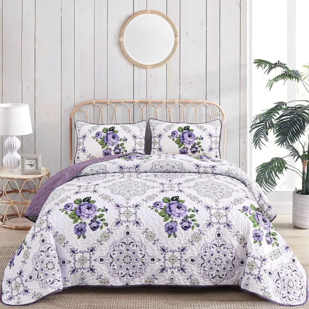 York Bedspread Coverlet Set with Pillowcases